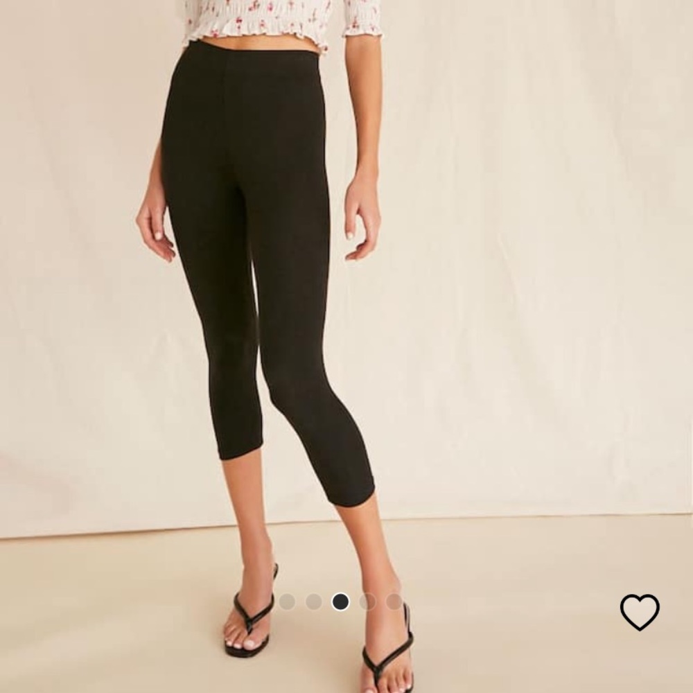 Crop top - Picture 2 of 4